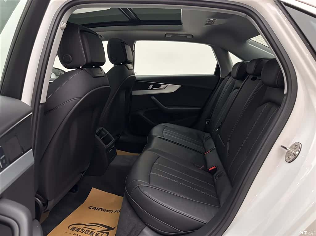 Audi A4L, 2024 9