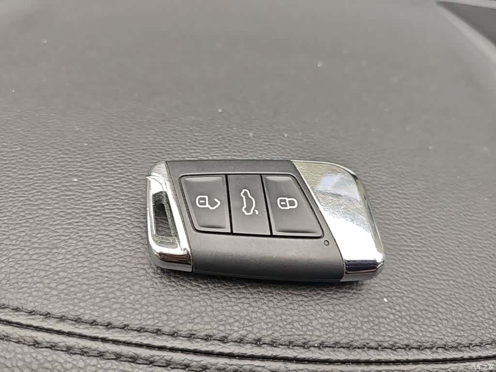 Volkswagen CC, 2024 15