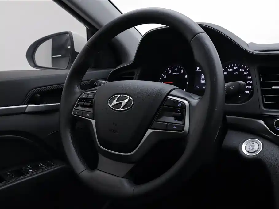 Hyundai Lead