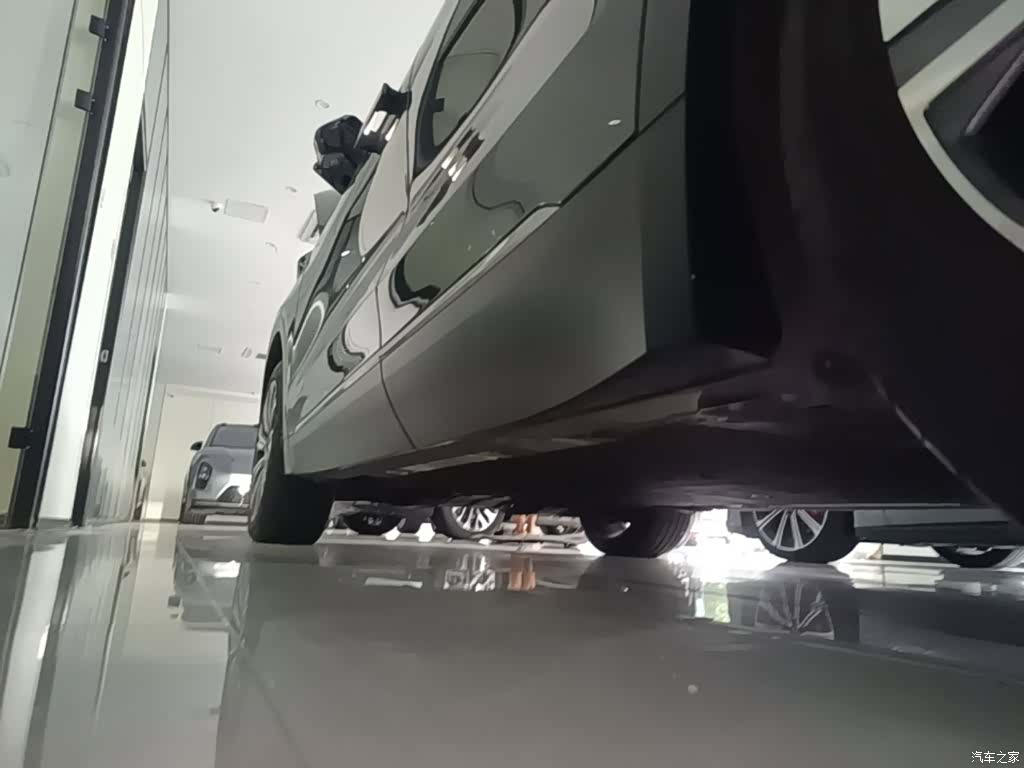 NIO ES8, 2024 22