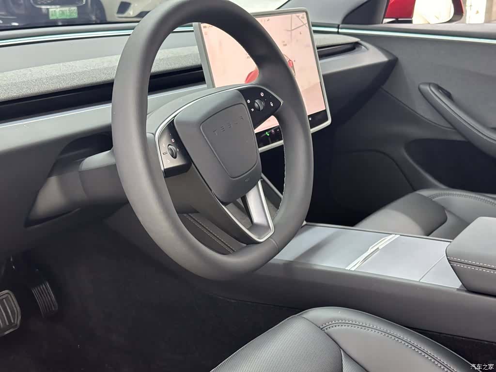Tesla Model 3, 2024 14