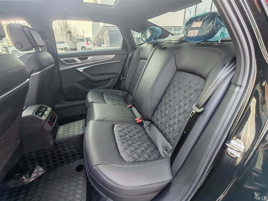 Audi A6L, 2025 21
