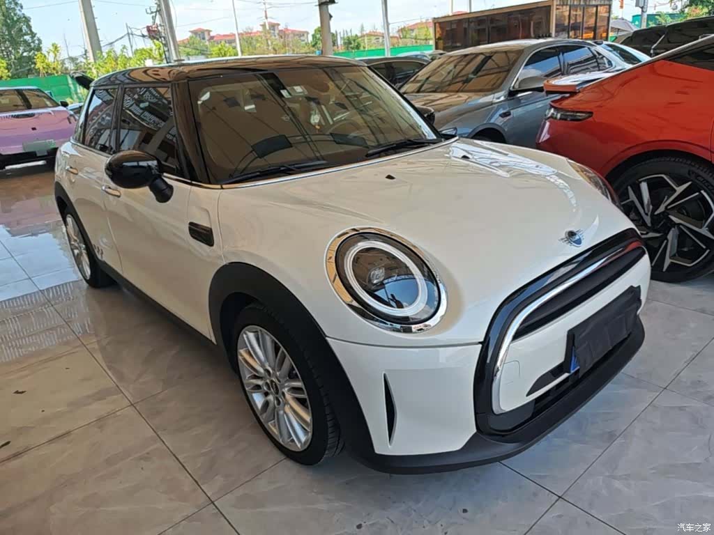 Mini Cooper, 2023 4