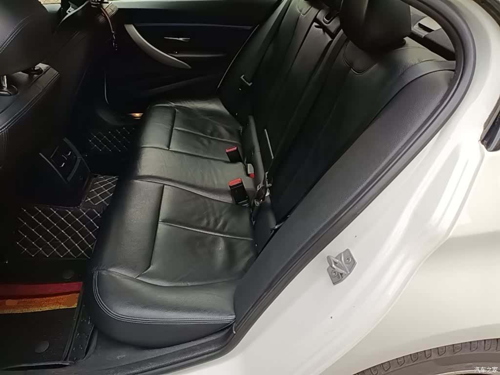BMW 3 Series, 2018 17