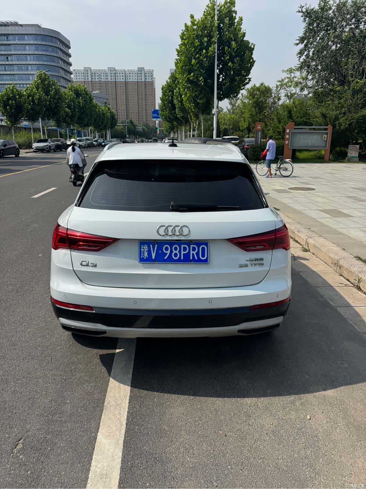 Audi Q3, 2023 10