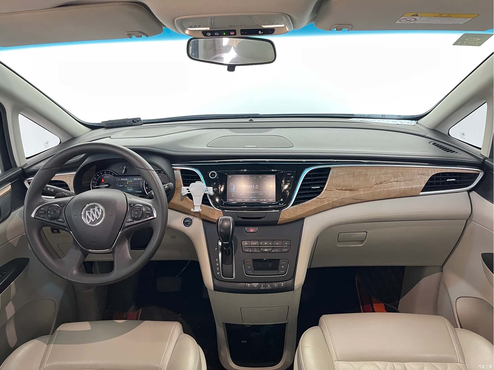 Buick GL8, 2019 14