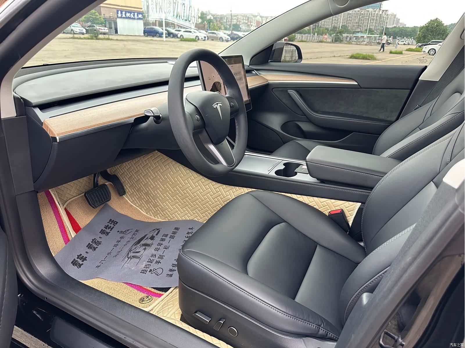 Tesla Model 3, 2023 все фото