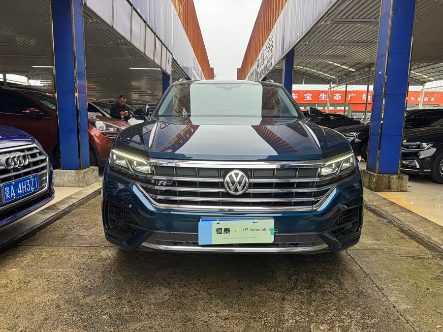 Volkswagen Touareg 2020, фото 2