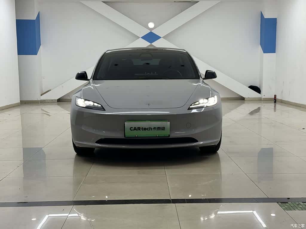 Tesla Model 3, 2023 3