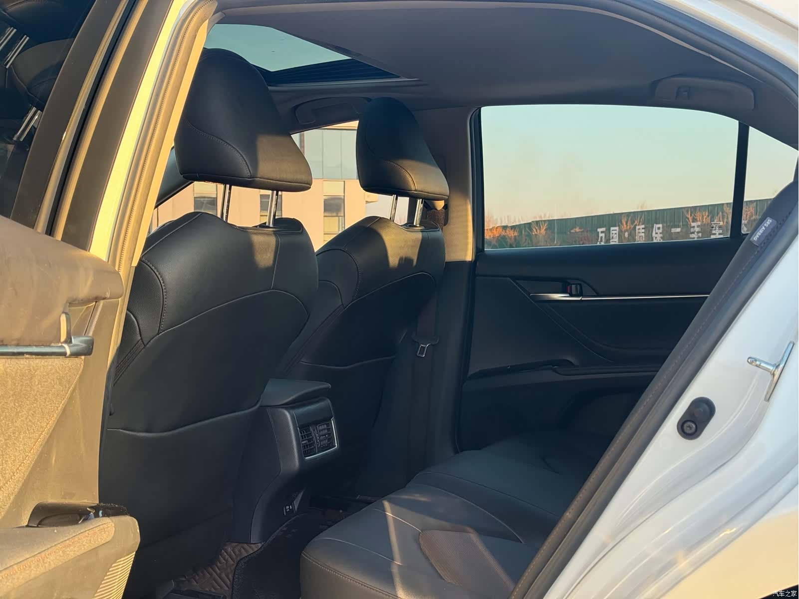 Toyota Camry, 2021 18