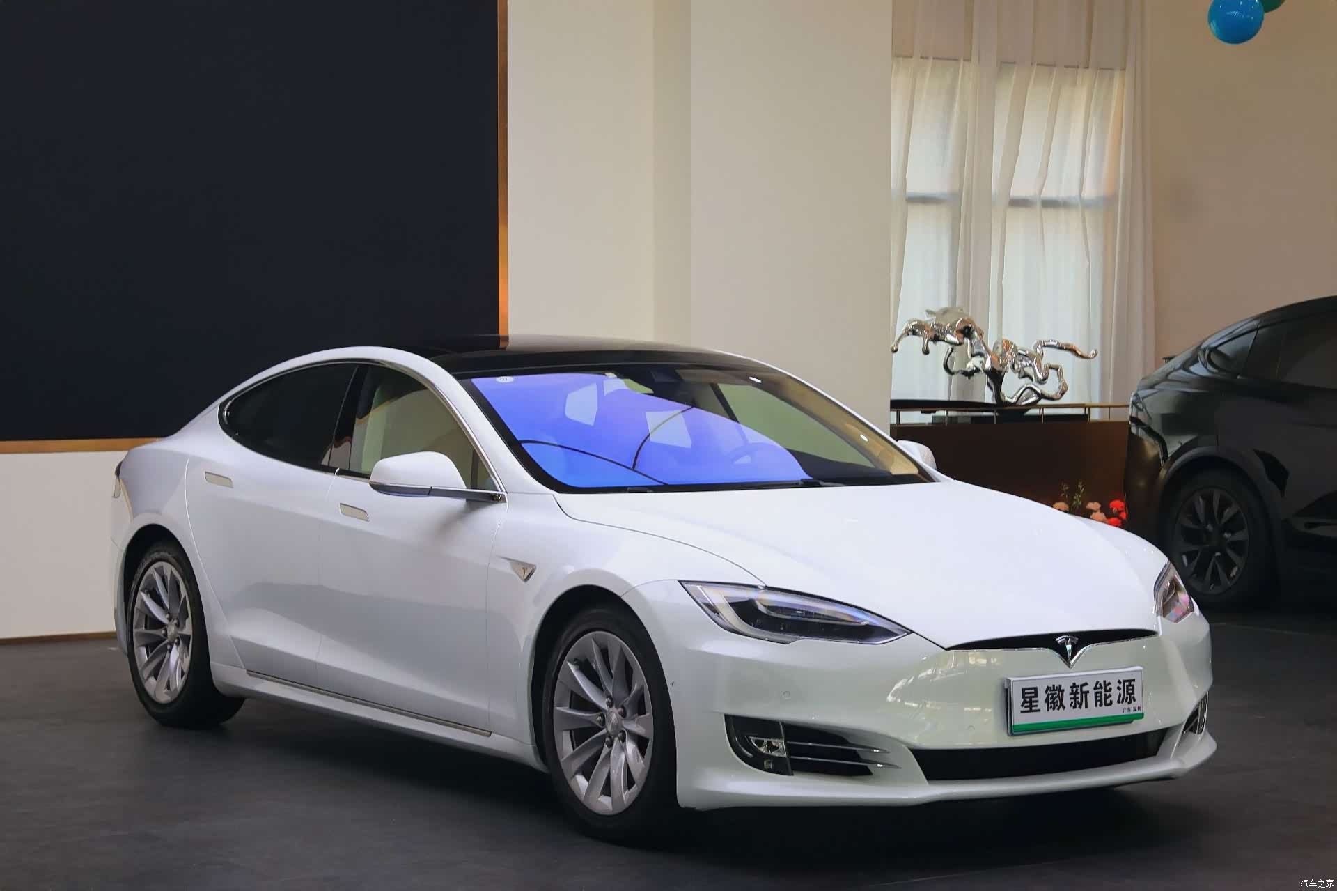 Tesla Model S, 2016 3