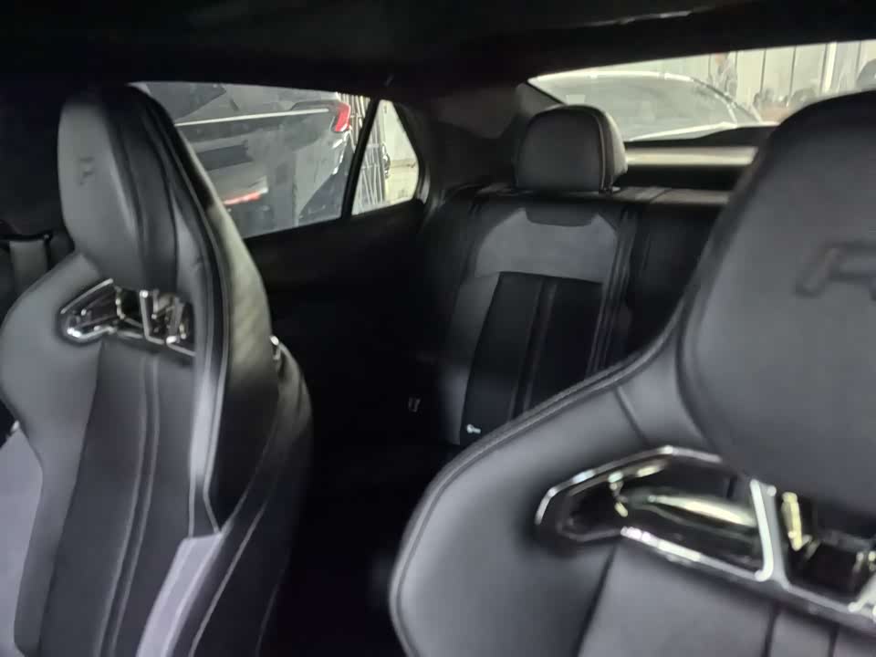 Trumpchi Shadow Leopard