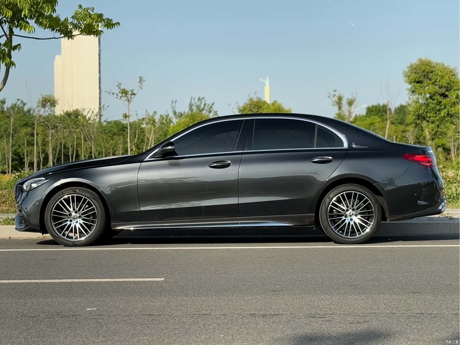 Mercedes-Benz C-Class, 2023 4