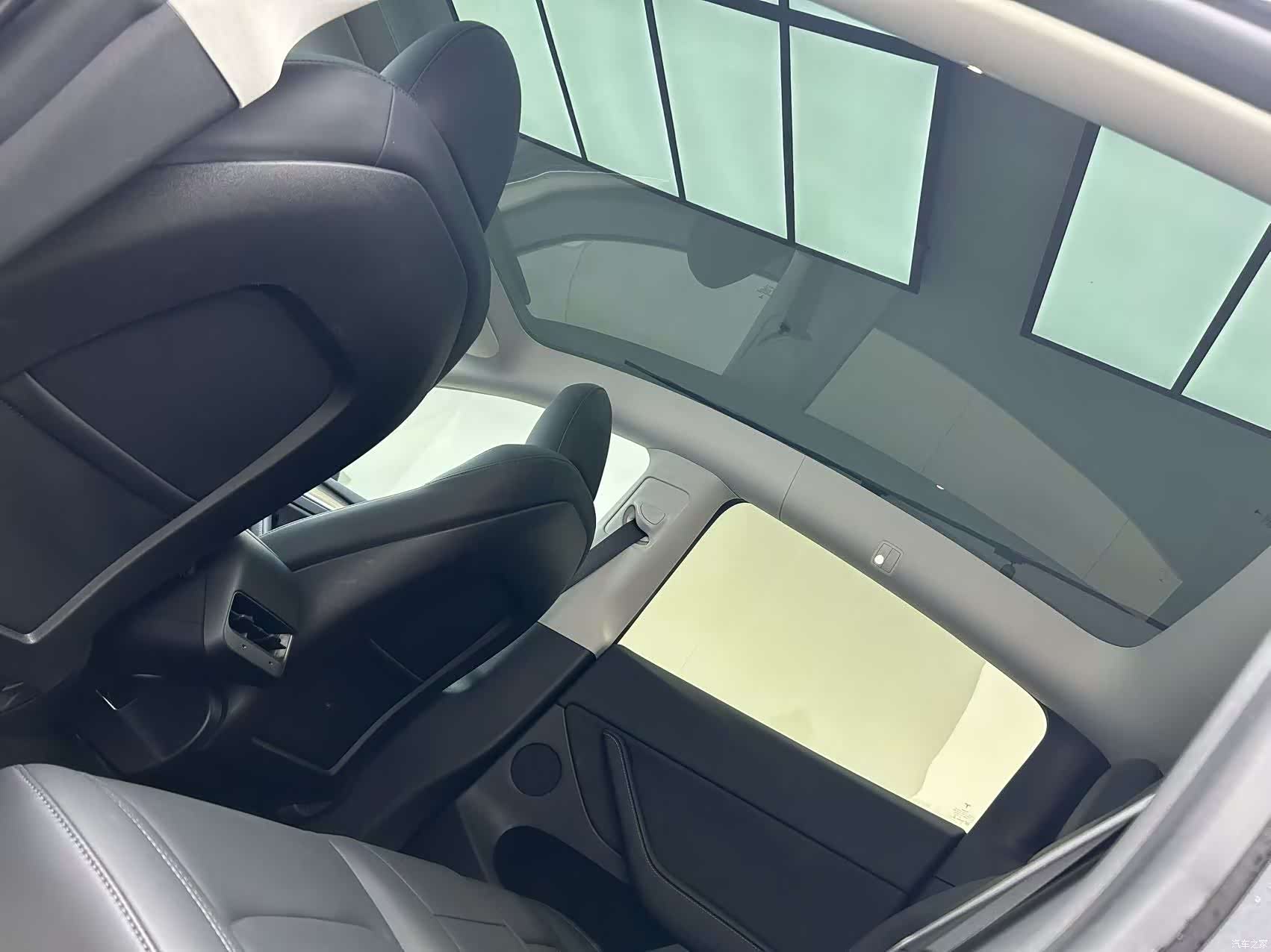 Tesla Model Y, 2022 9