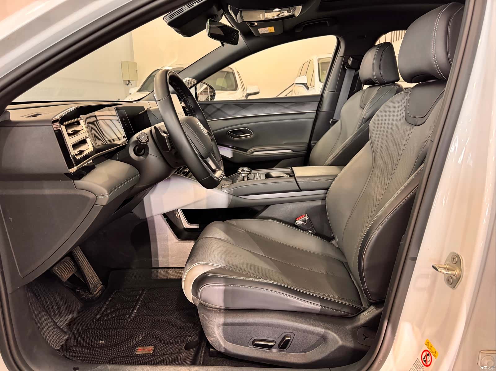 BYD Qin, 2025 8