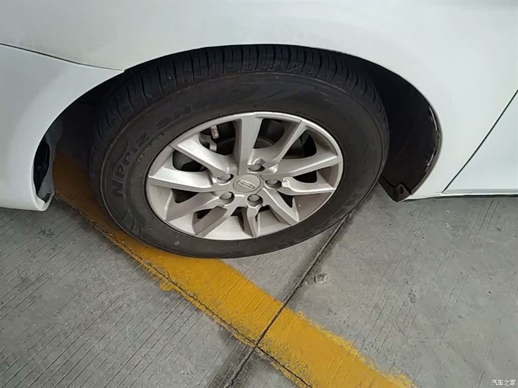 Geely Emgrand, 2020 23