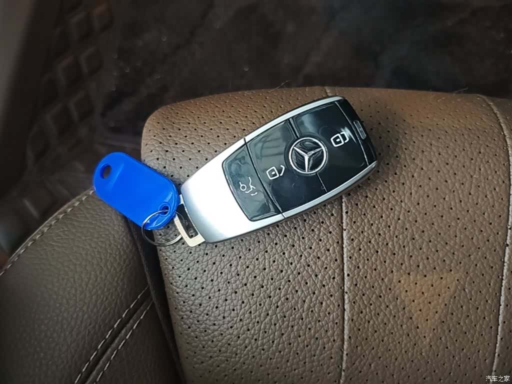 Mercedes-Benz E-Class, 2022 9
