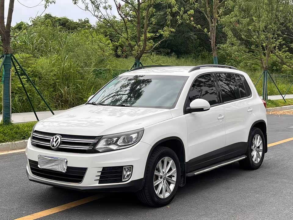 Volkswagen Tiguan Volkswagen Tiguan