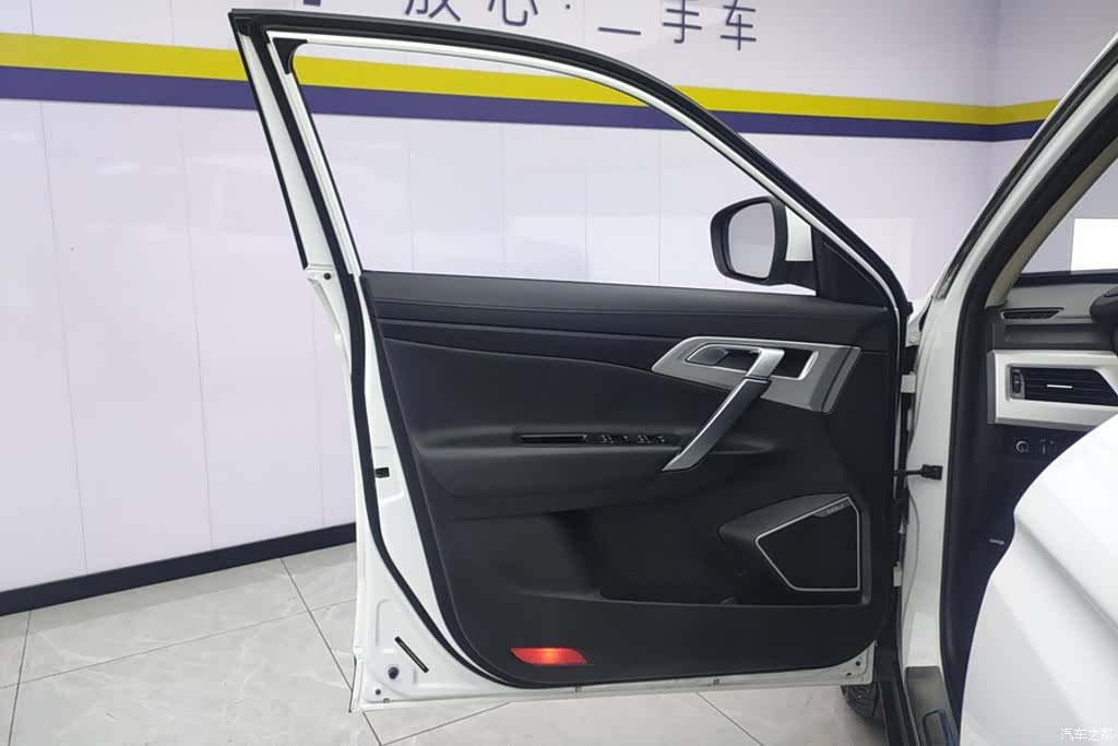 Geely Boyue, 2017 7