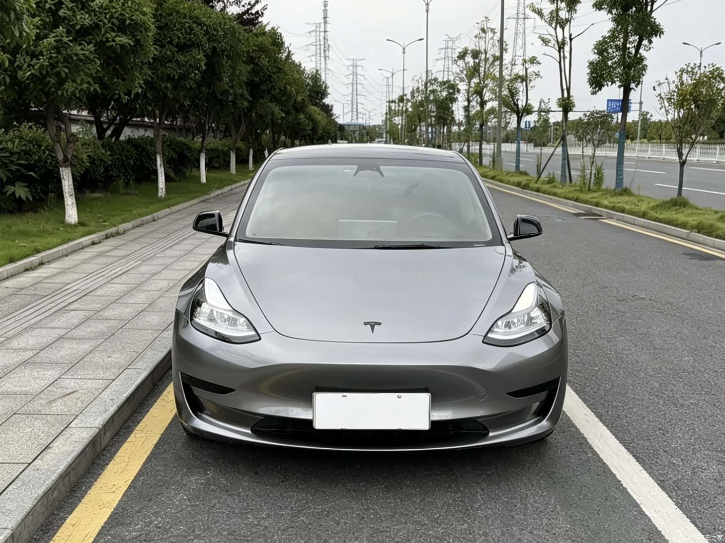 Tesla Model 3, 2023 14