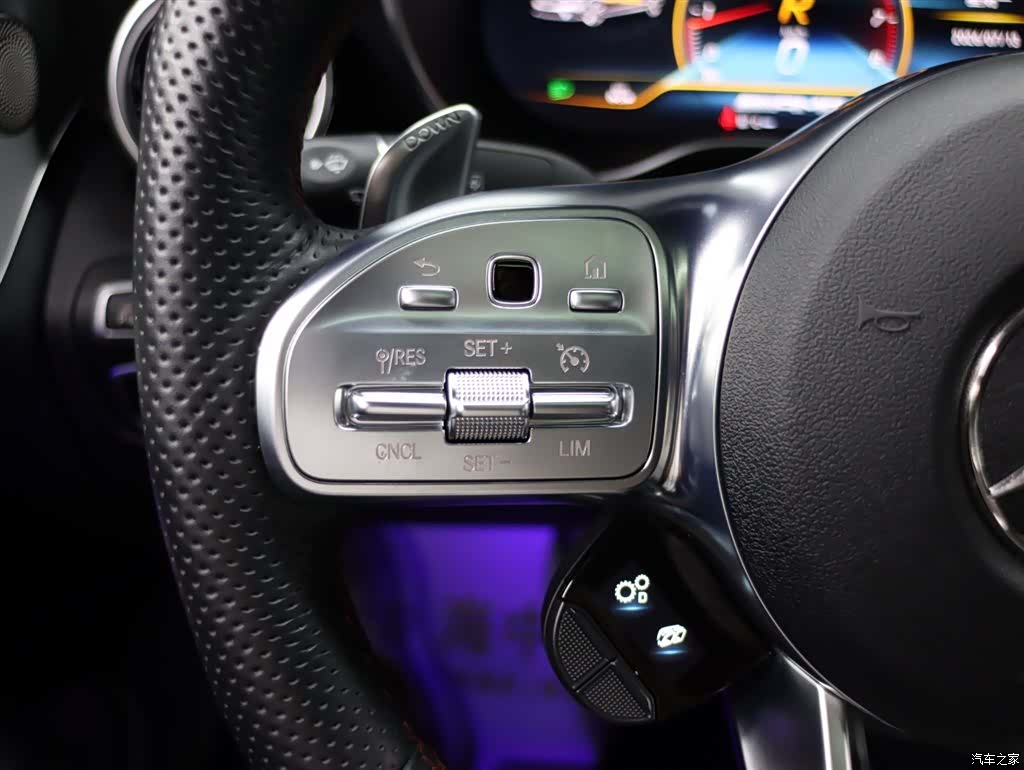 Mercedes-Benz C-Class, 2023 21