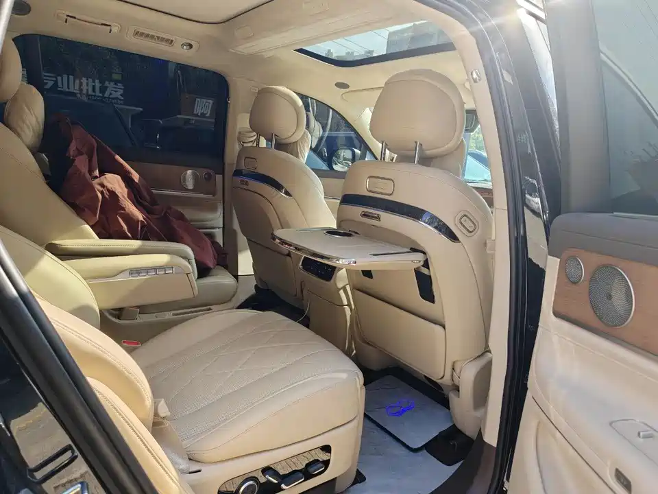 AITO Ask the world M9