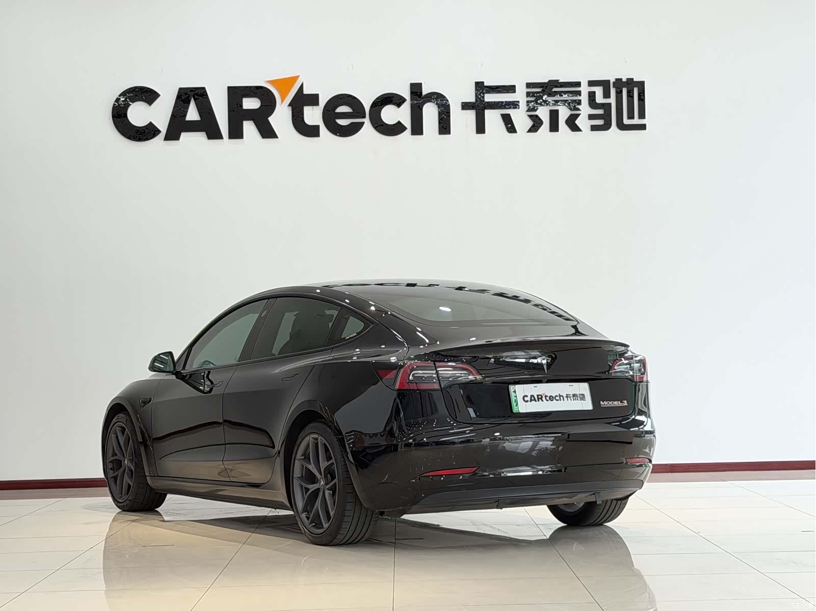 Tesla Model 3, 2022 25