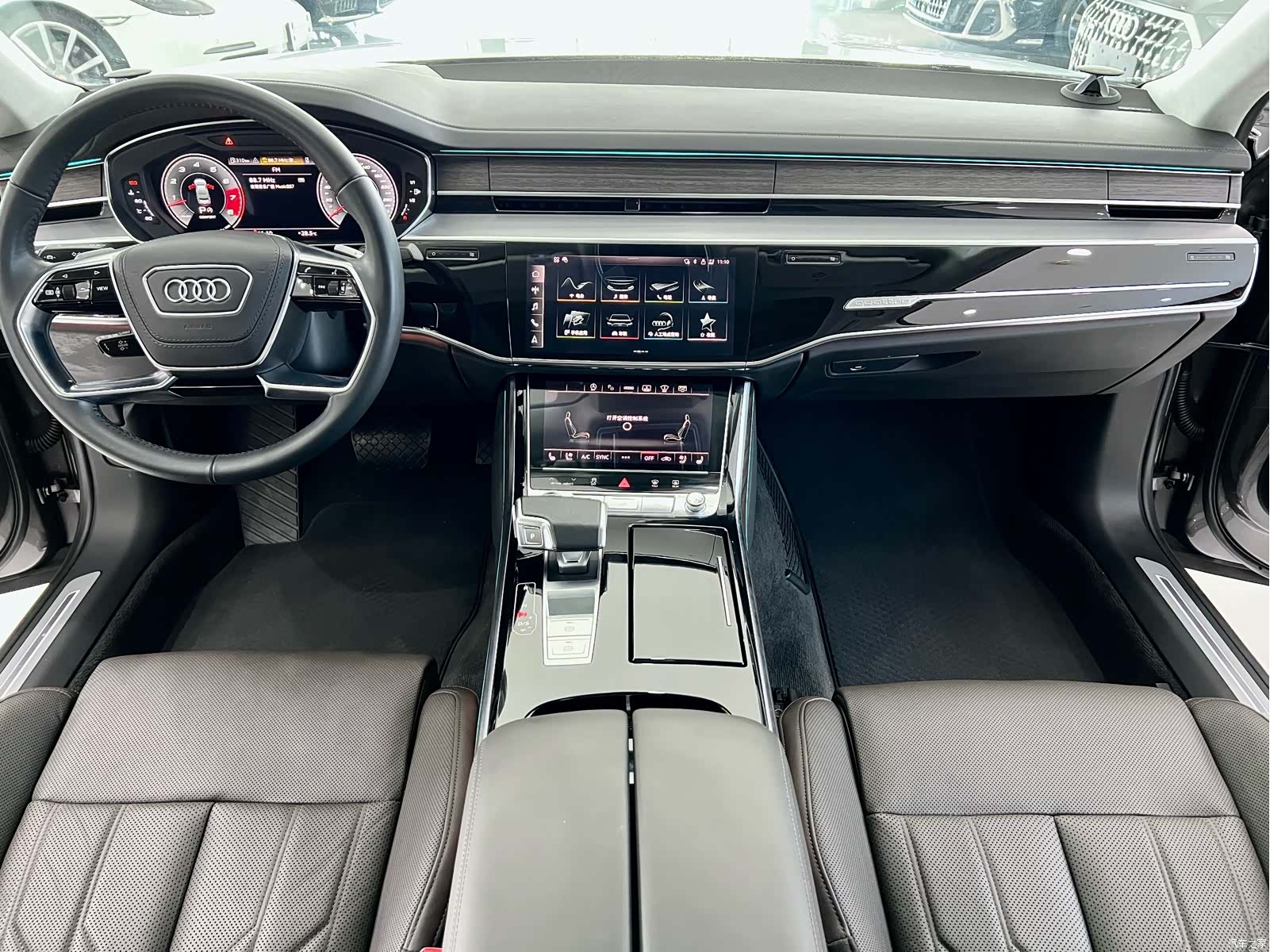 Audi A8L, 2021 9