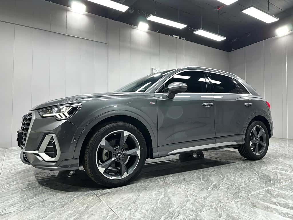 Audi Q3, 2022 9