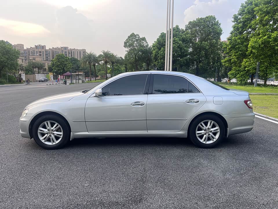 Toyota Reiz Toyota Reiz