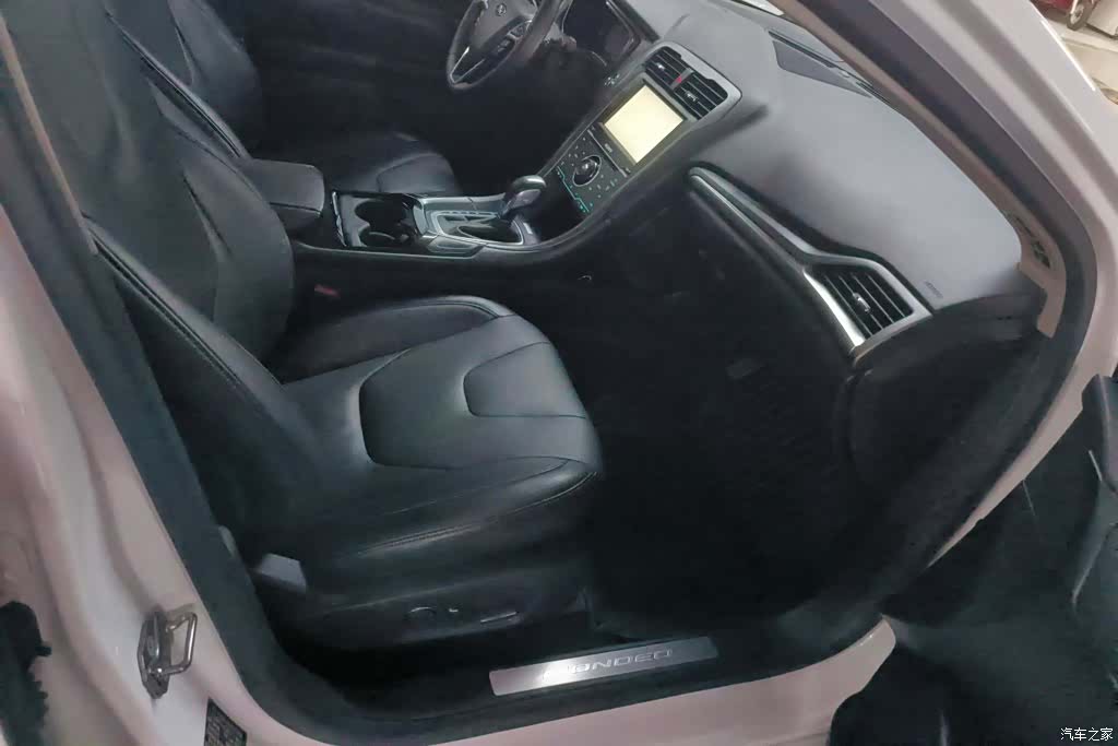 Ford Mondeo, 2016 8