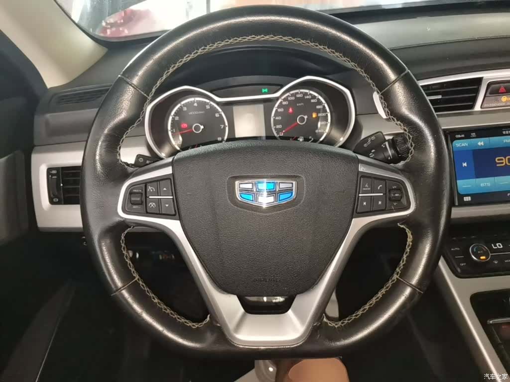 Geely Boyue, 2016 11