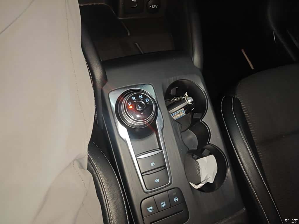 Ford Focus, 2021 14
