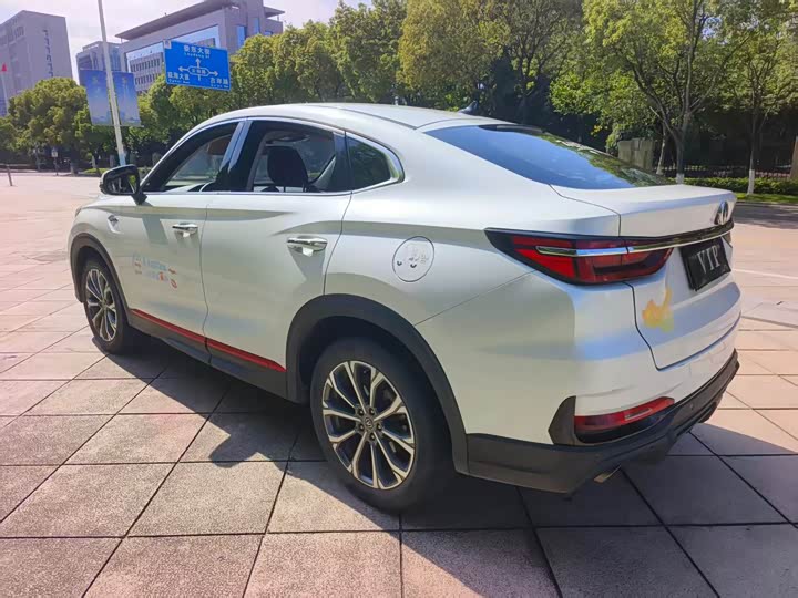 Changan CS85 COUPE 2021 1.5T DCT Люкс
