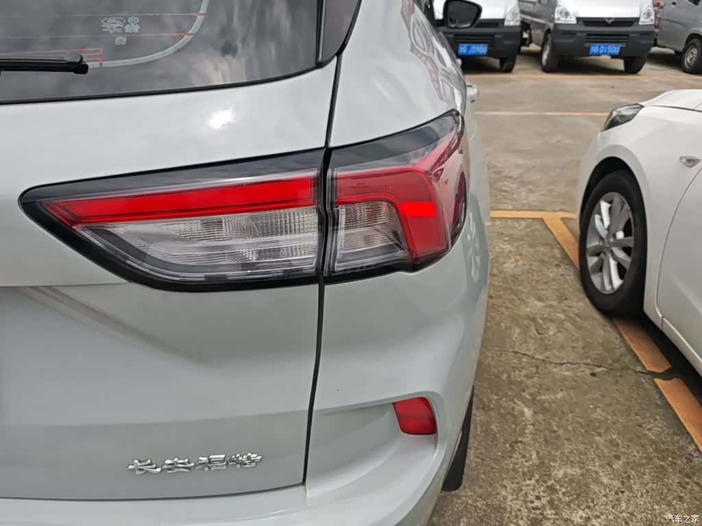 Ford Escape, 2023 8