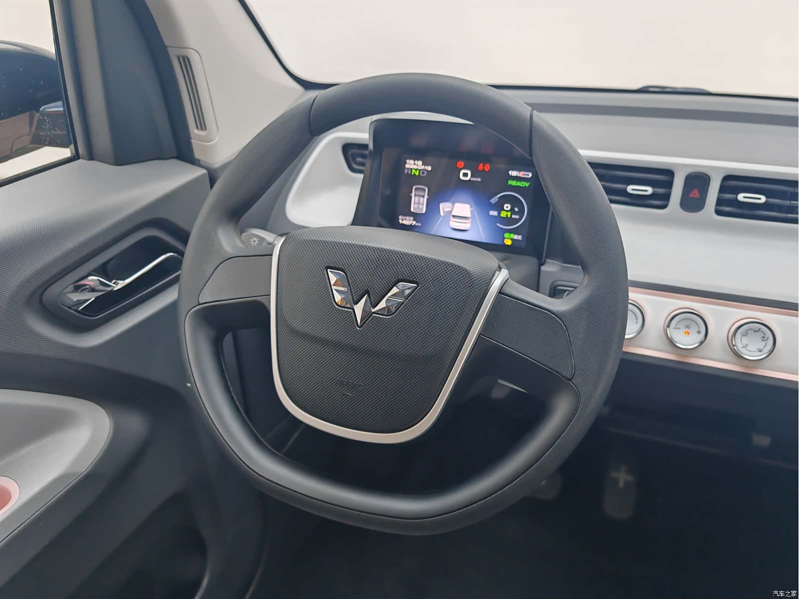 Wuling MINIEV, 2021 16