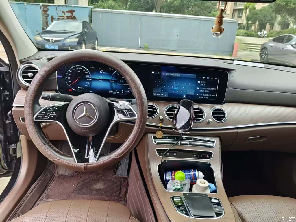 Mercedes-Benz E-Class, 2022 6