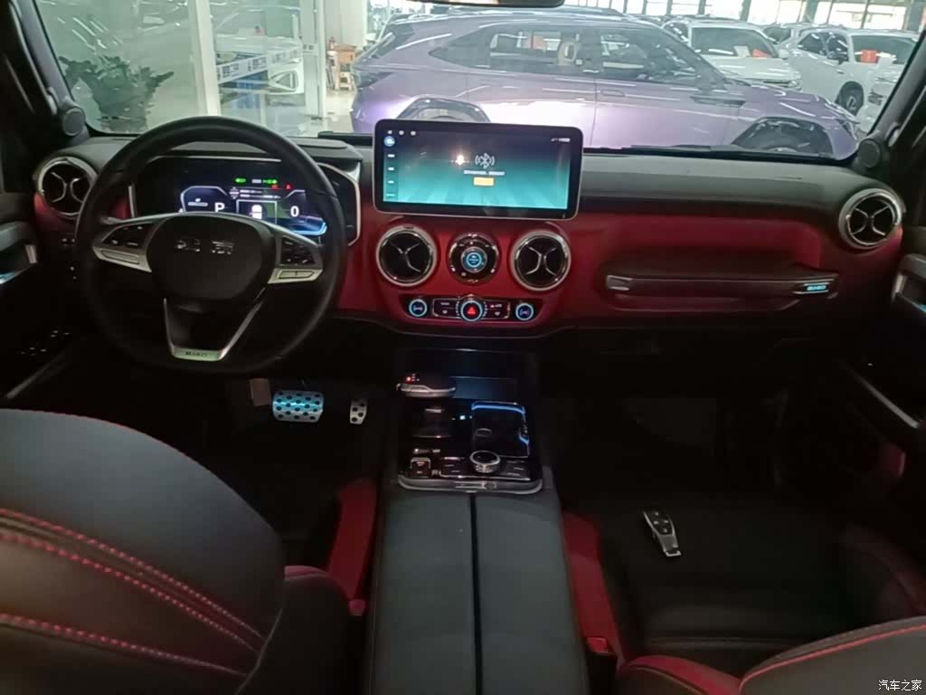 BAIC BJ40, 2025 10