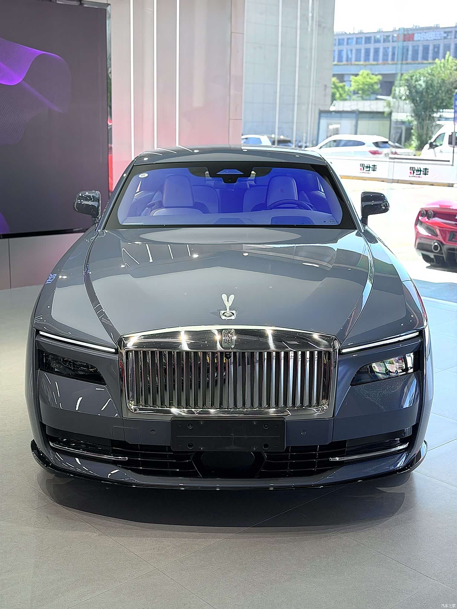 Rolls-Royce Spectre, 2024 2