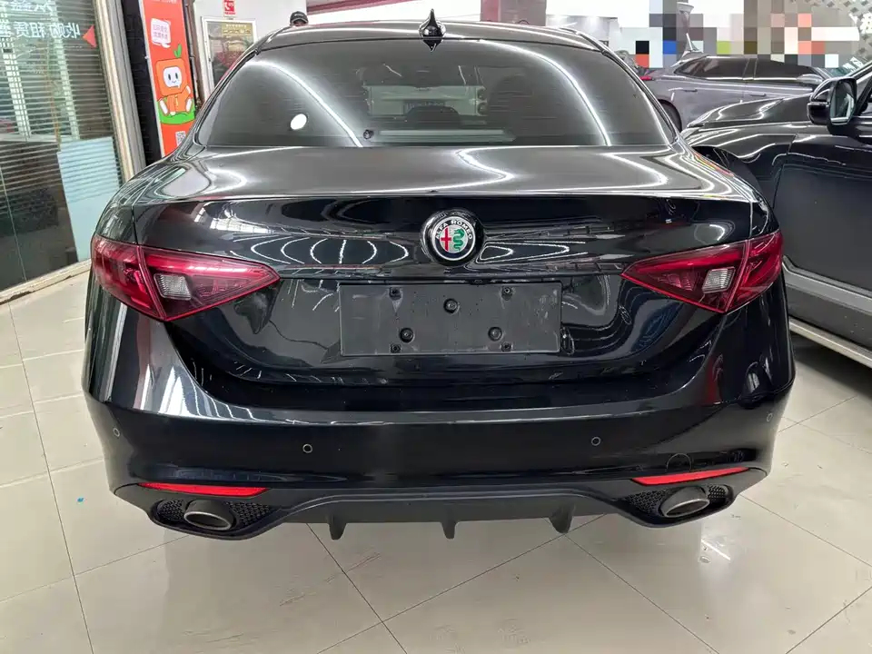 Alfa Romeo Giulia