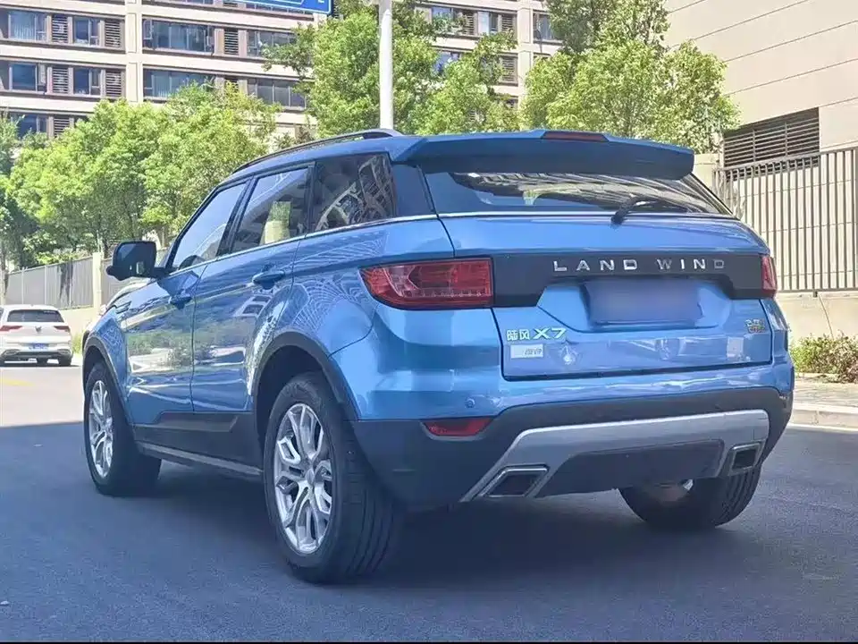Landwind X7