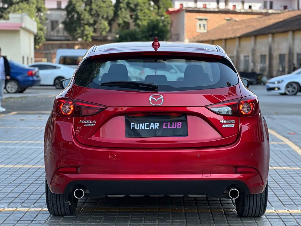 Mazda 3 Angkesaila