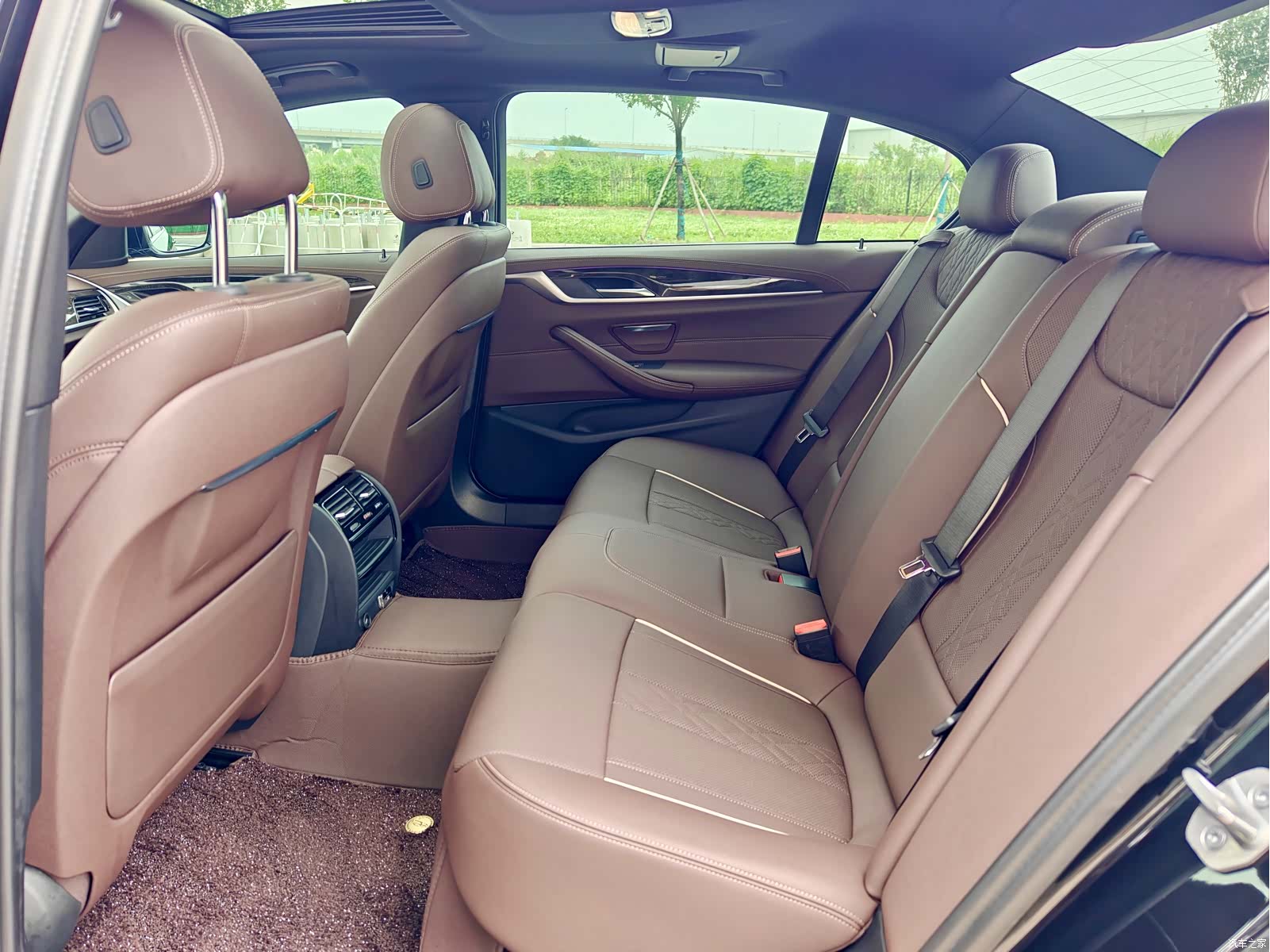 BMW 5 Series, 2021 17