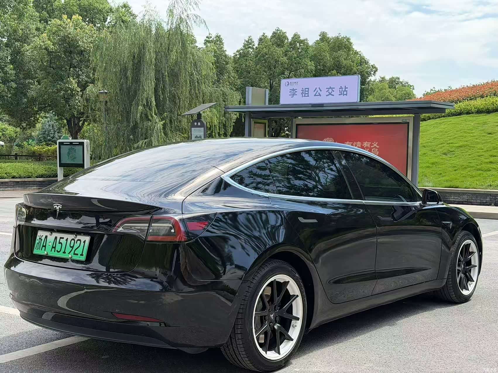 Tesla Model 3, 2020 6