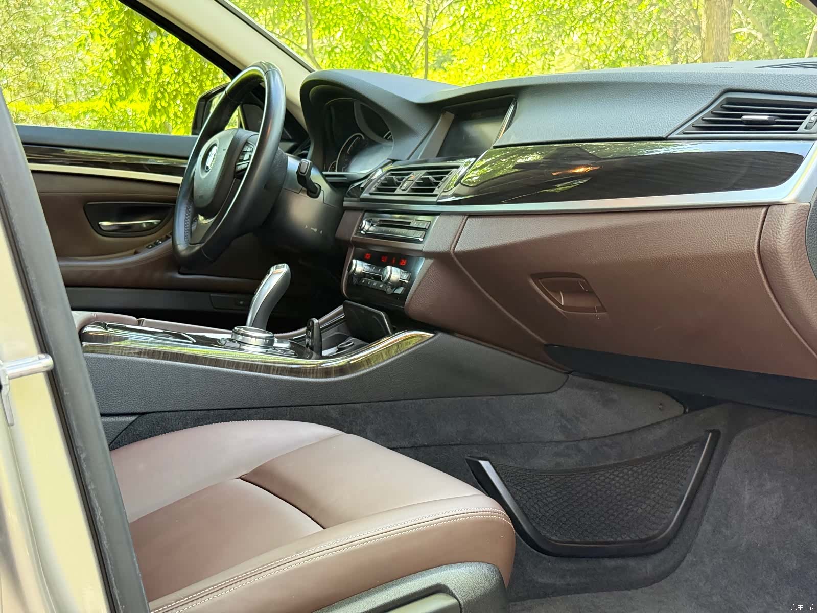 BMW 5 Series, 2016 32
