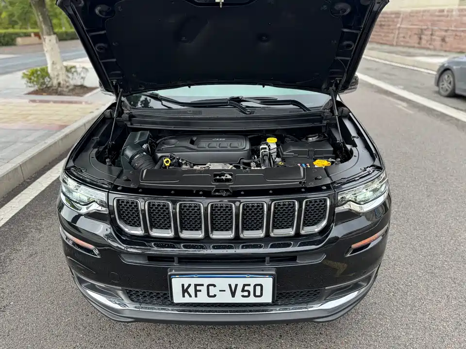 Jeep Grand Commander