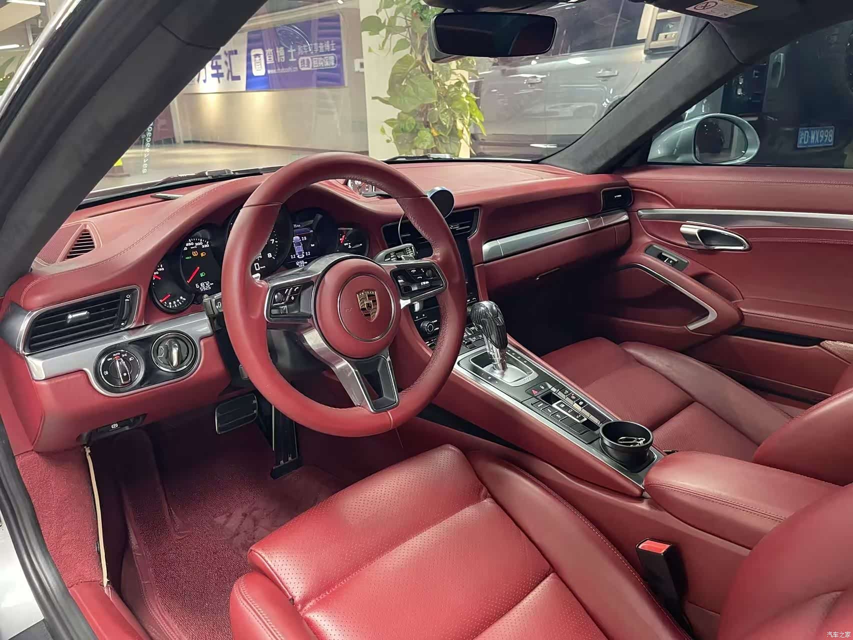 Porsche 911, 2017 8