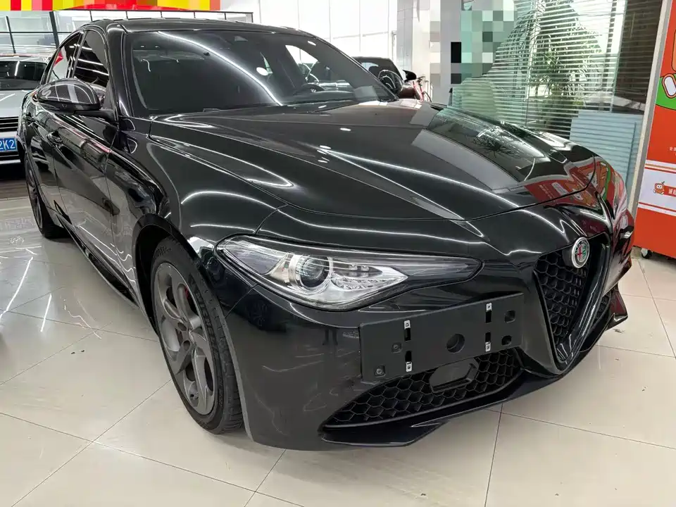 Alfa Romeo Giulia