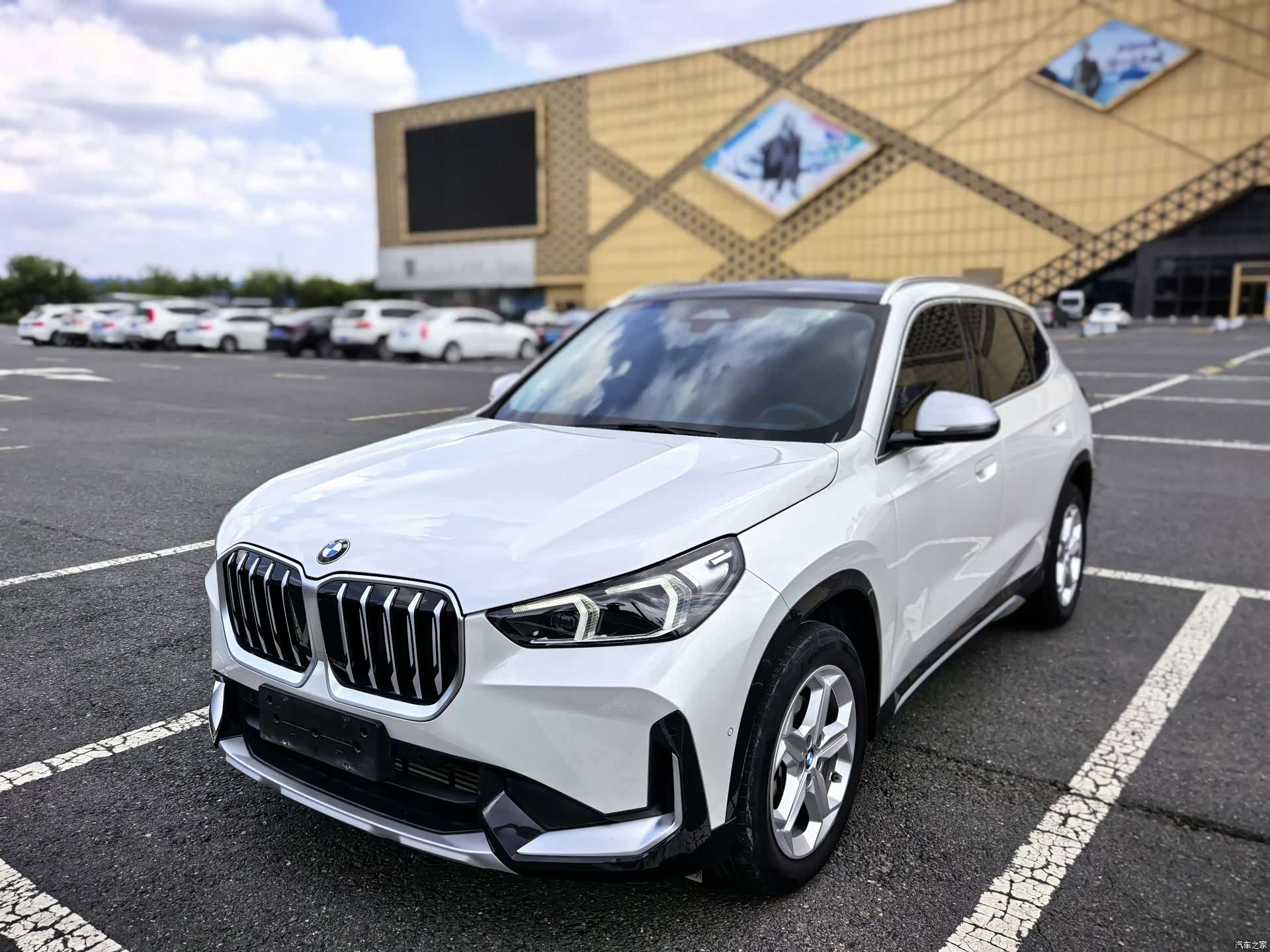 BMW X1, 2023 1