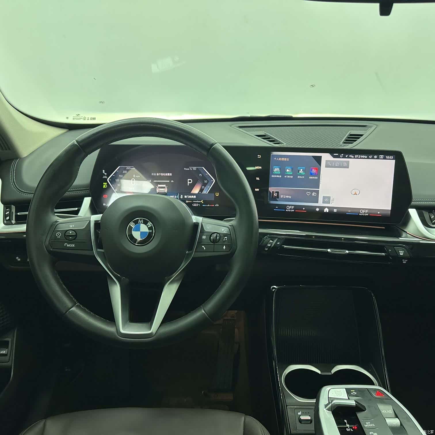 BMW X1, 2024 11